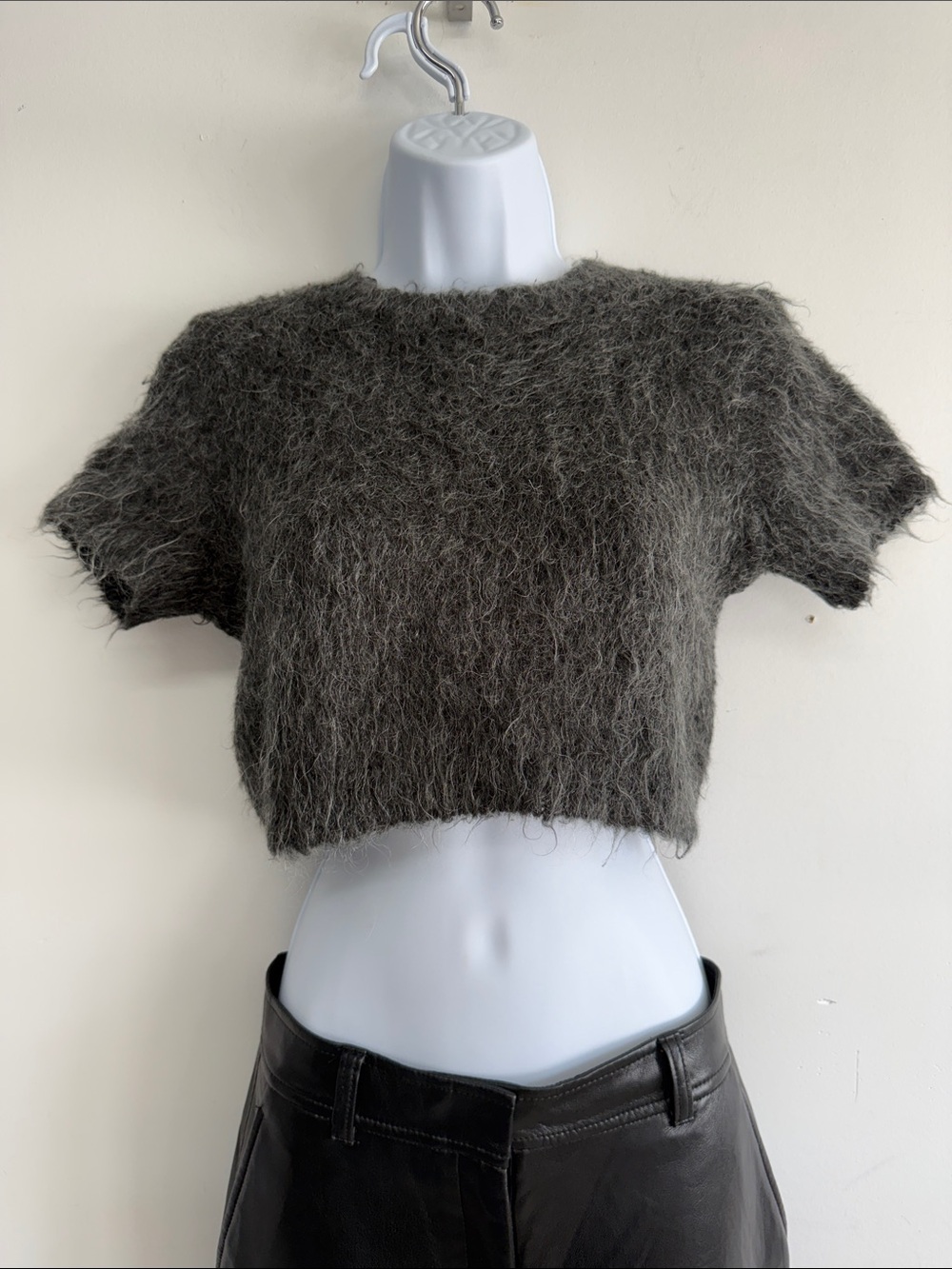 Vintage Y2K Fuzzy Crop Short Sleeve Sweater - Dark Gray